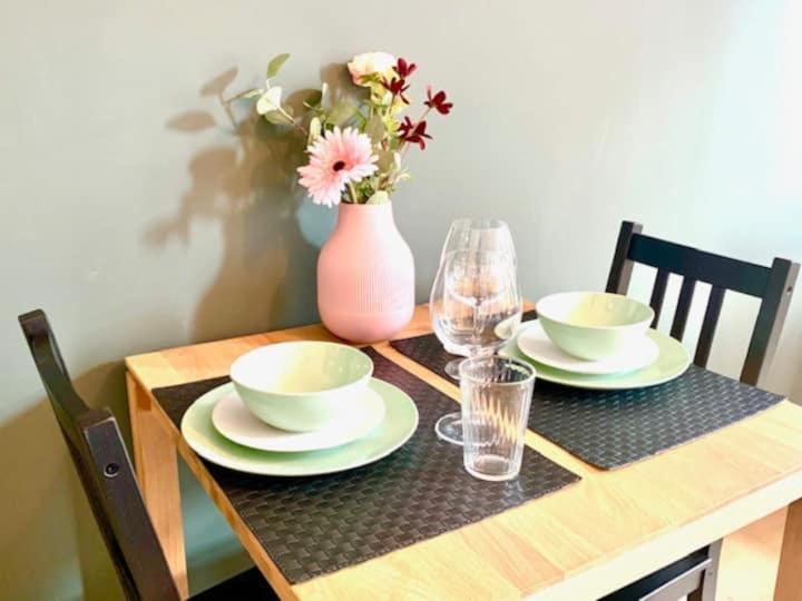 Cozy Apartment In Antwerpen Centraal מראה חיצוני תמונה