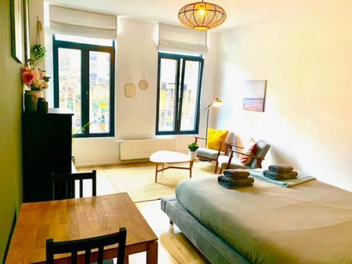 Cozy Apartment In Antwerpen Centraal מראה חיצוני תמונה