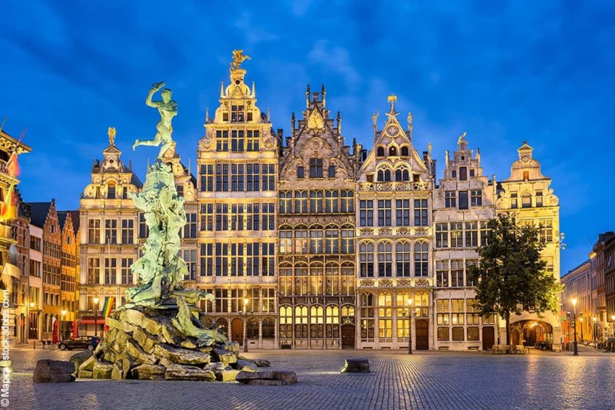 Cozy Apartment In Antwerpen Centraal מראה חיצוני תמונה
